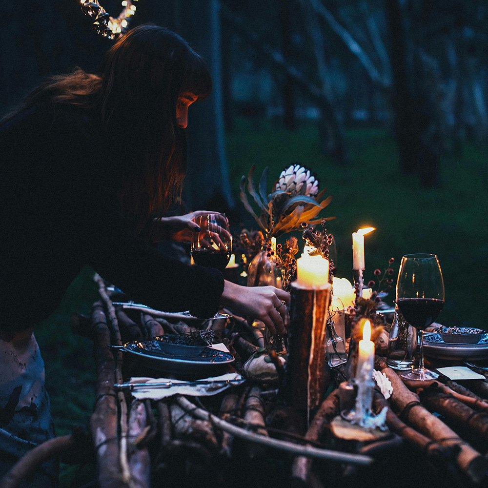 Mesa romántica al aire libre